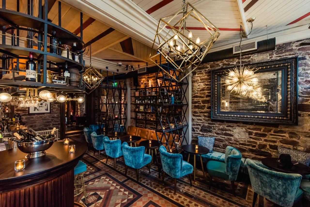 Отель Hotel Isaacs Cork City Корк-18