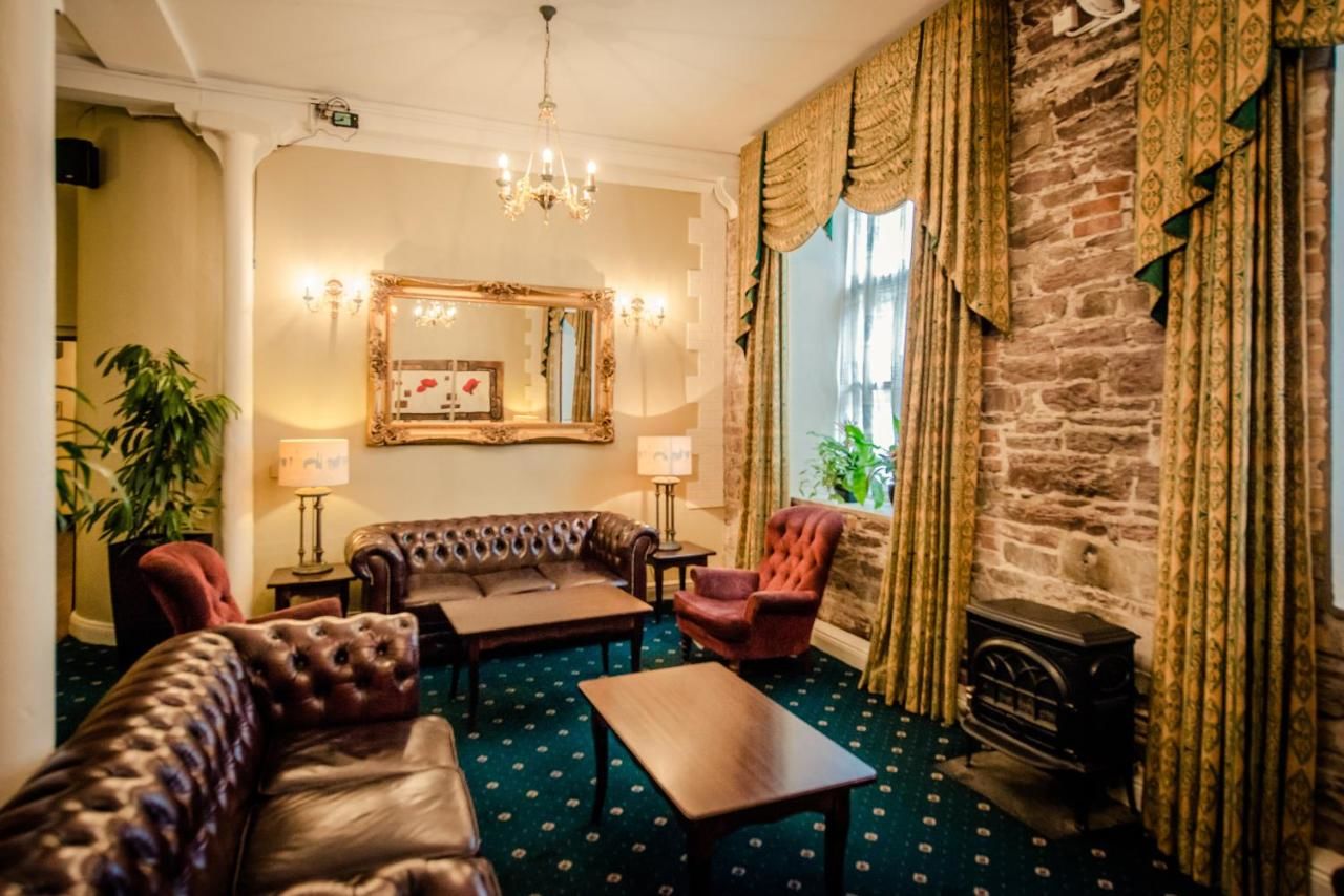 Отель Hotel Isaacs Cork City Корк-43