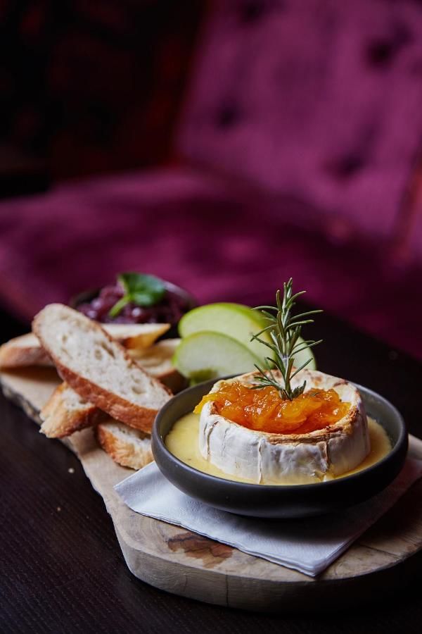 Отель Hotel Isaacs Cork City Корк-47