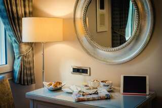 Отель Hotel Isaacs Cork City Корк Двухместный номер Делюкс с 2 отдельными кроватями-3